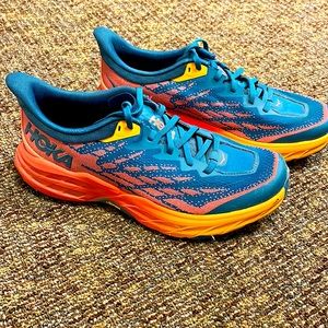 Hoka speedgoat 5 Trail running shoes